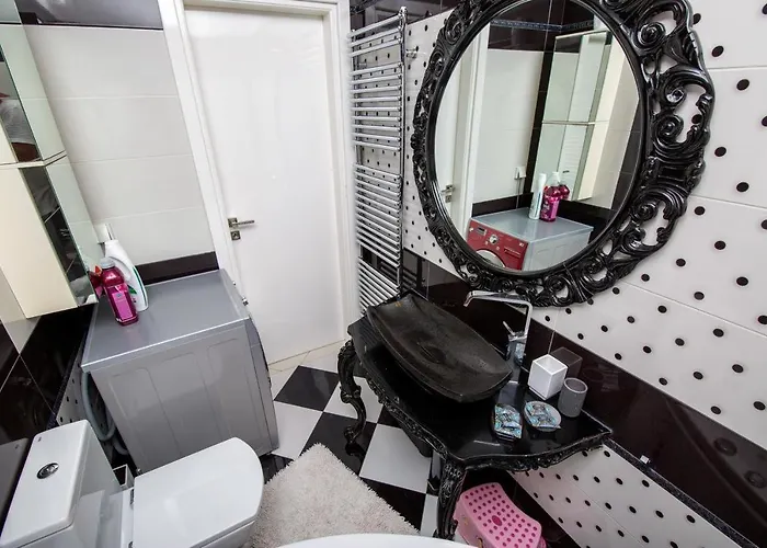 Helen Luxury Loft Design Meisonette-Apartment