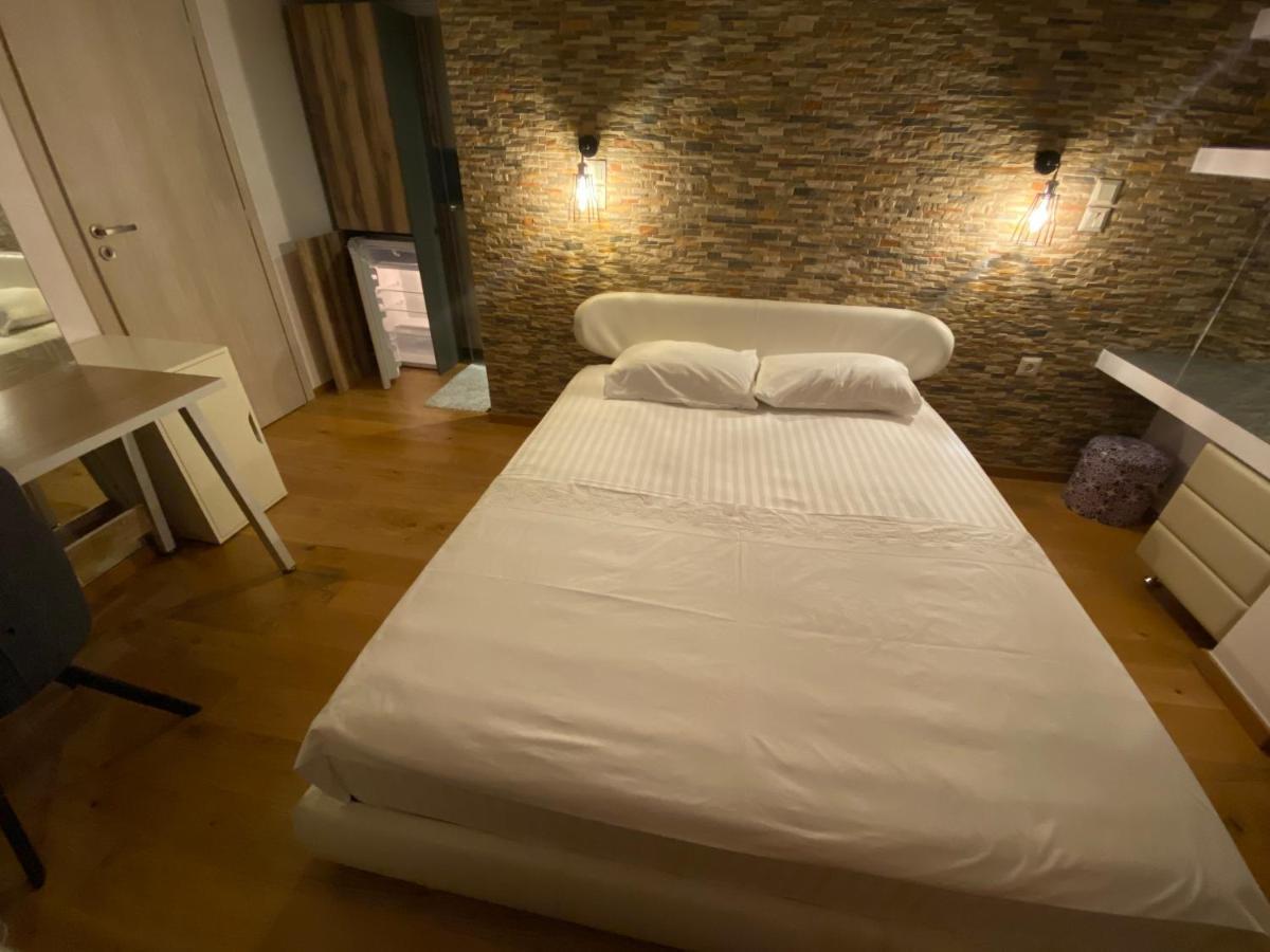 Helen Luxury Loft Design Meisonette-apartment Apartment Athen